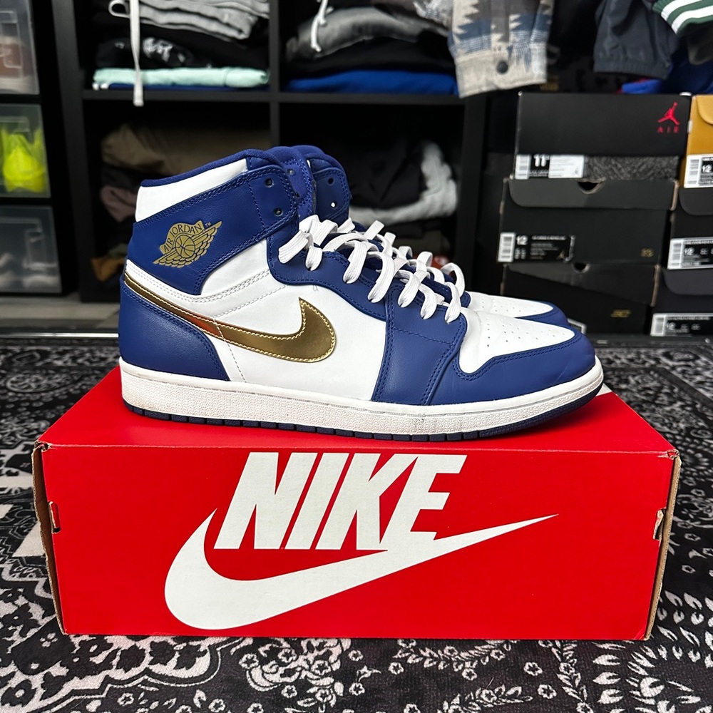 🔥 Air Jordan 1 High “Gold Medal” 🔥